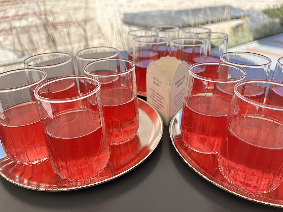 Ottoman şerbet tasting